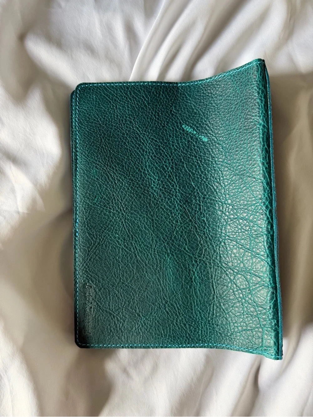 Leather Imagined composition traveler’s notebook in cerulean leather